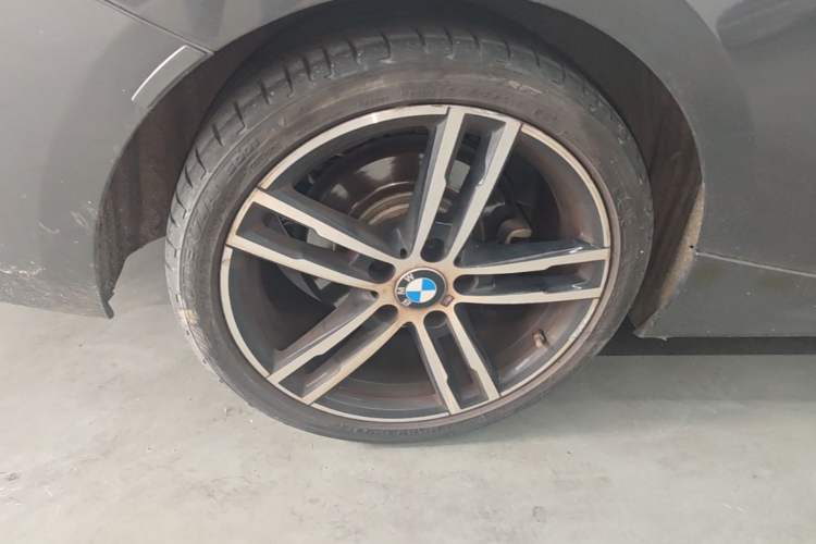 Used BMW 2 Series 2019 225i Convertible Coupe Luxury Edition M Sport Package Exterior 5