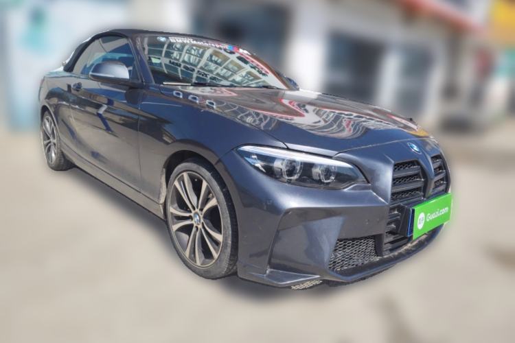 Used BMW 2 Series 2019 225i Convertible Coupe Sports Design Package Front Right 45 Deg
