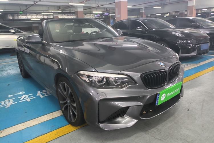 Used BMW 2 Series 2019 225i Convertible Coupe Sports Design Package Front Right 45 Deg