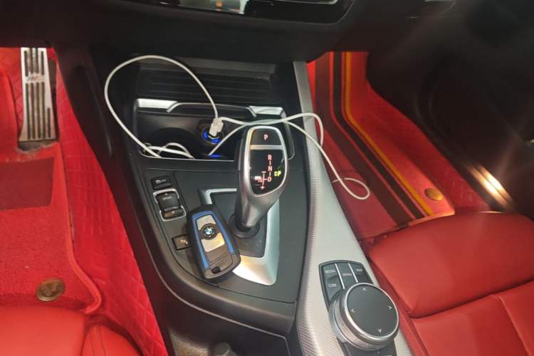 Used BMW 2 Series 2019 225i Convertible Coupe Luxury Edition M Sport Package Gear Lever