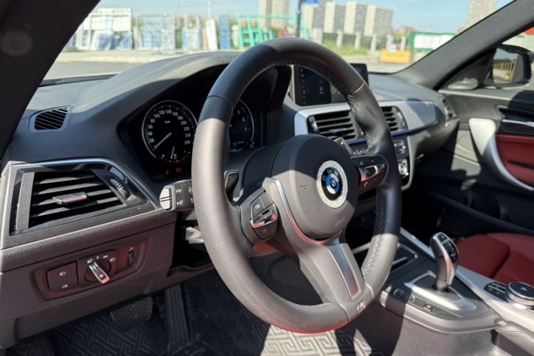 Used BMW 2 Series 2019 225i Luxury Model with M Sport Package Interior 4