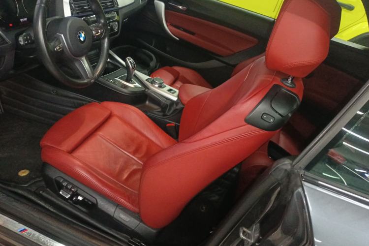 Used BMW 2 Series 2019 225i Convertible Coupe Luxury Edition M Sport Package Left Front Seat