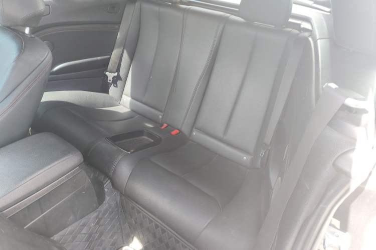 Used BMW 2 Series 2019 225i Convertible Coupe Sports Design Package Left Rear Seat