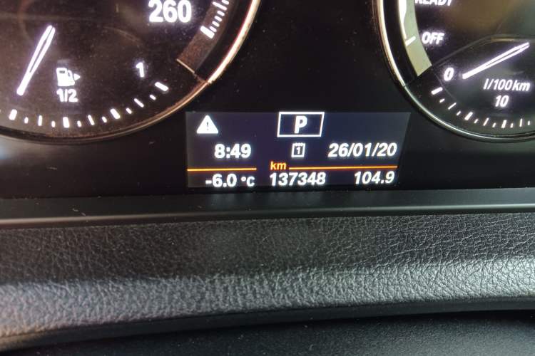 Used BMW 2 Series 2019 225i Convertible Coupe Sports Design Package Odometer Close Up