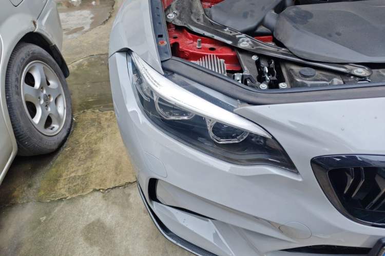 Used BMW 2 Series 2019 225i Convertible Coupe Sports Design Package Right Front Headlight
