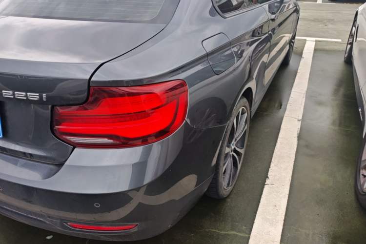 Used BMW 2 Series 2019 225i Sport Design Package Right Rear Taillight