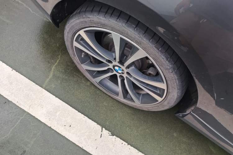 Used BMW 2 Series 2019 225i Sport Design Package Right Rear Wheel Hub