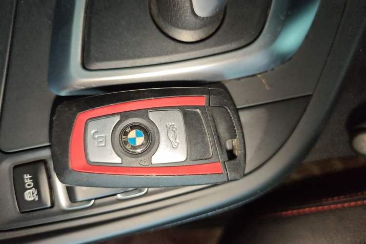 Used BMW 2 Series 2019 225i Sport Design Package Vehicle Key