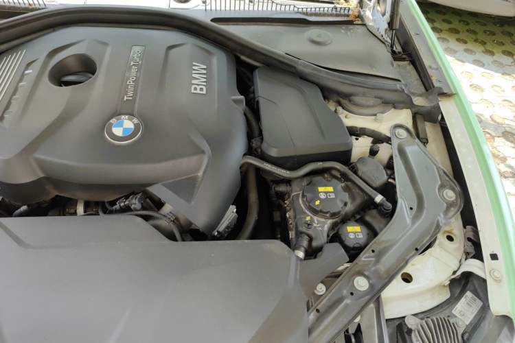 Used BMW 2 Series 2019 225i Convertible Coupe Sports Design Package Engine Bay Left