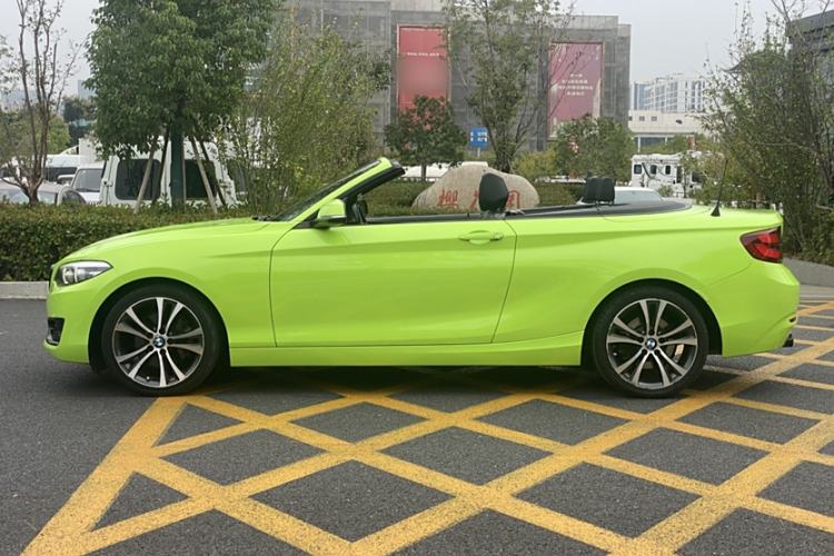 Used BMW 2 Series 2019 225i Convertible Coupe Sports Design Package Exterior 3