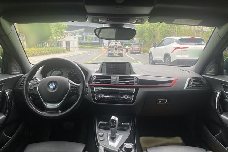Used BMW 2 Series 2019 225i Convertible Coupe Sports Design Package Interior 1