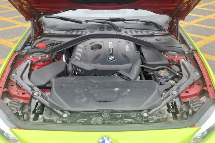 Used BMW 2 Series 2019 225i Convertible Coupe Sports Design Package Interior 7