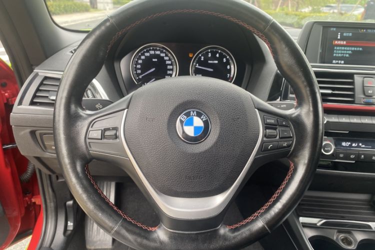 Used BMW 2 Series 2019 225i Convertible Coupe Sports Design Package Steering Wheel