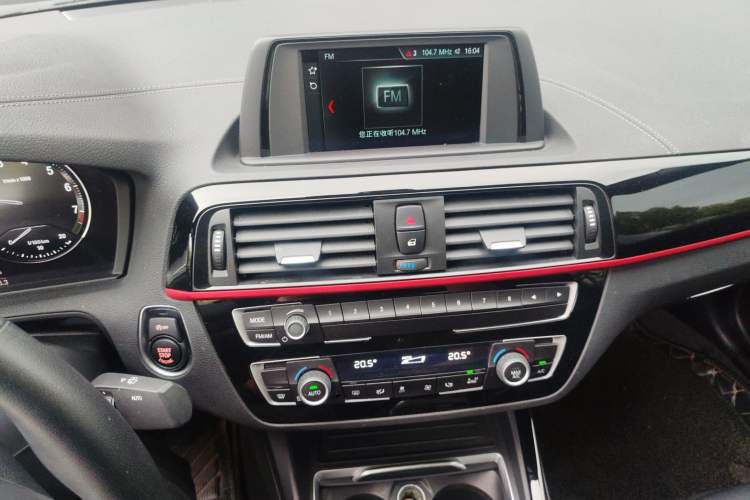 Used BMW 2 Series 2019 225i Convertible Coupe Sports Design Package Audio And AC Panel