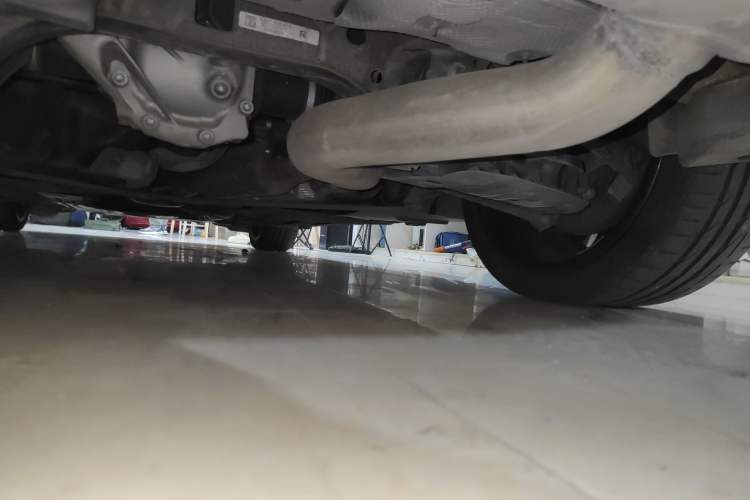 Used BMW 2 Series 2019 225i Sport Design Package Chassis Rear Right
