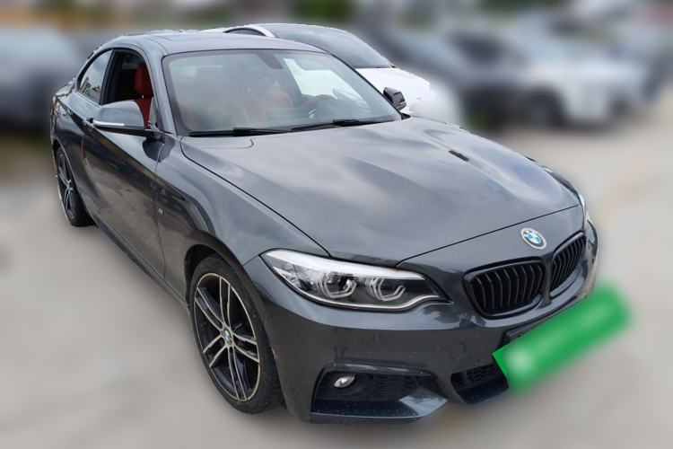 Used BMW 2 Series 2019 225i Luxury Model with M Sport Package Front Right 45 Deg