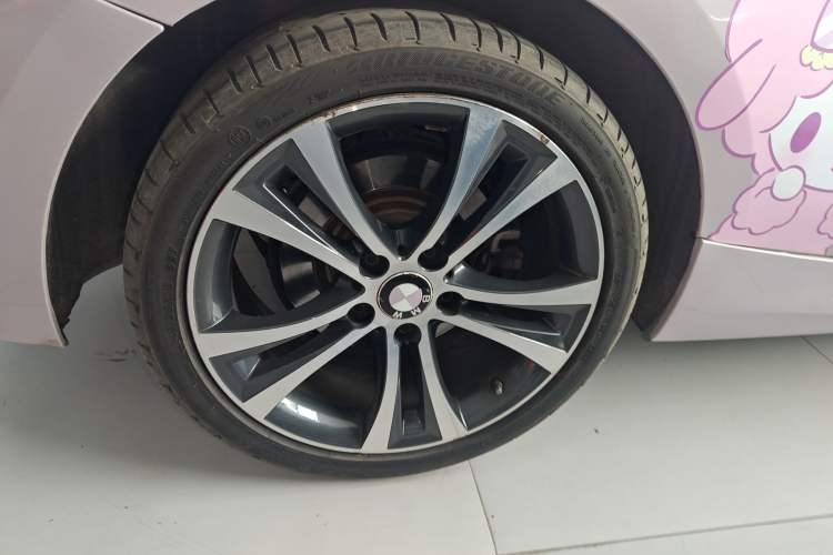 Used BMW 2 Series 2019 225i Convertible Coupe Sports Design Package Exterior 8