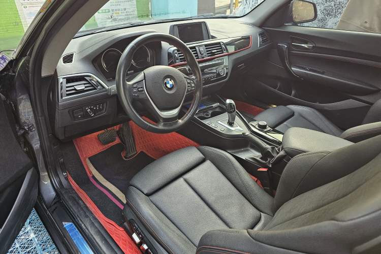 Used BMW 2 Series 2019 225i Sport Design Package Interior 3