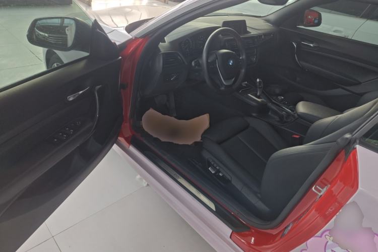 Used BMW 2 Series 2019 225i Convertible Coupe Sports Design Package Interior 3