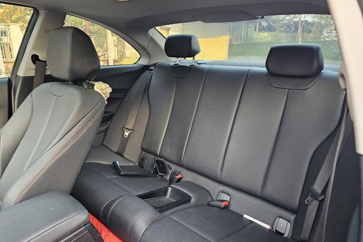 Used BMW 2 Series 2019 225i Sport Design Package Interior 4