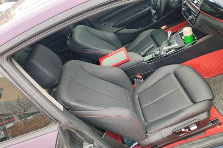 Used BMW 2 Series 2019 225i Sport Design Package Right Front Seat