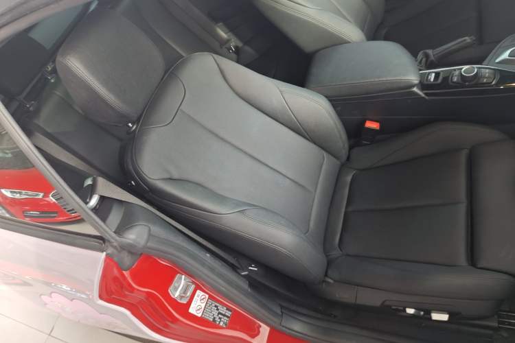 Used BMW 2 Series 2019 225i Convertible Coupe Sports Design Package Right Front Seat