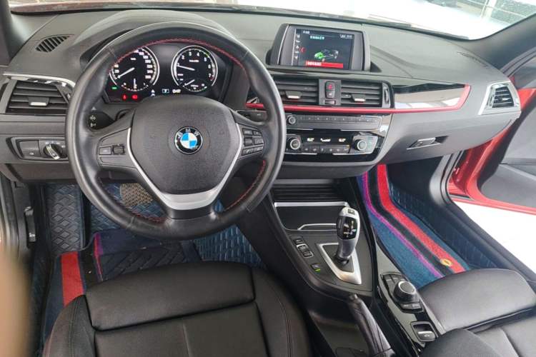 Used BMW 2 Series 2019 225i Convertible Coupe Sports Design Package Center Console