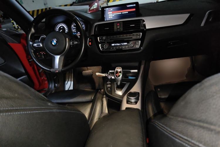 Used BMW 2 Series 2019 225i Convertible Coupe Luxury Edition M Sport Package Center Console