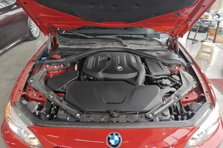Used BMW 2 Series 2019 225i Convertible Coupe Sports Design Package Engine Bay