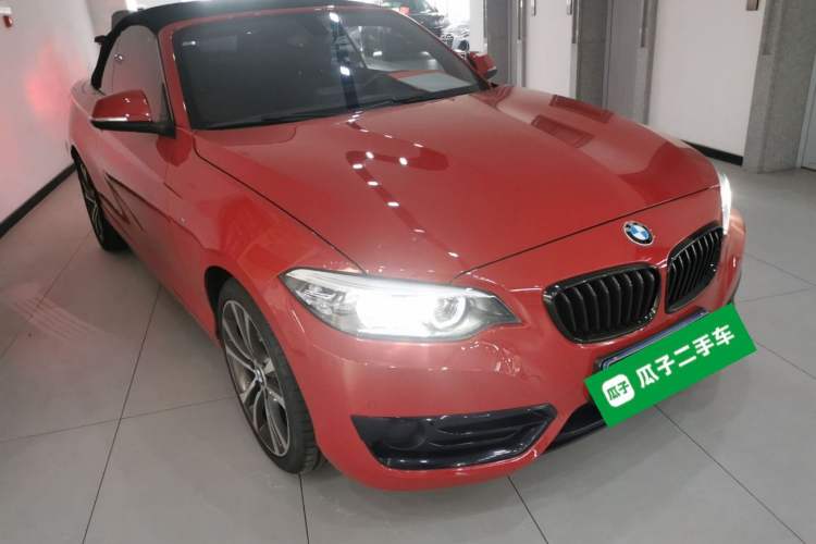 Used BMW 2 Series 2019 225i Convertible Coupe Sports Design Package Exterior 1