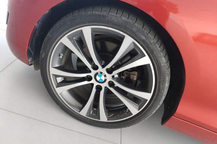 Used BMW 2 Series 2019 225i Convertible Coupe Sports Design Package Exterior 1