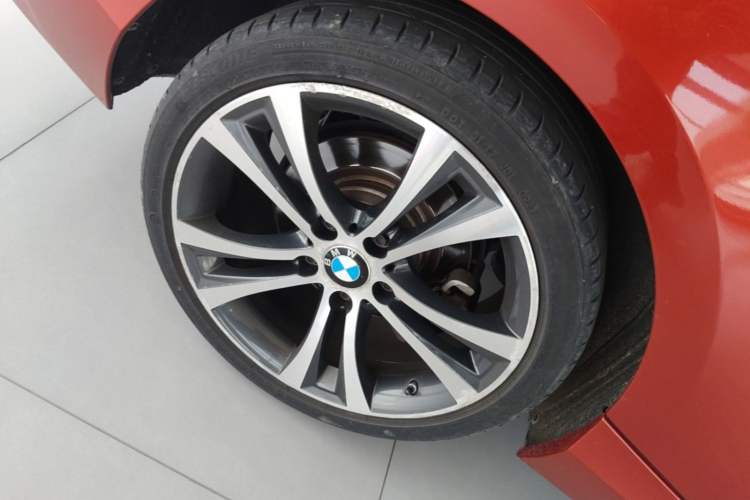 Used BMW 2 Series 2019 225i Convertible Coupe Sports Design Package Exterior 2