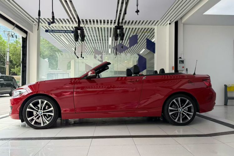 Used BMW 2 Series 2019 225i Convertible Coupe Sports Design Package Exterior 2