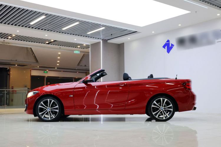 Used BMW 2 Series 2019 225i Convertible Coupe Sports Design Package Exterior 2