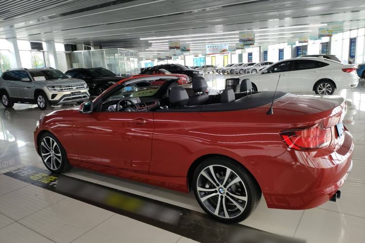 Used BMW 2 Series 2019 225i Convertible Coupe Luxury Edition M Sport Package Exterior 3