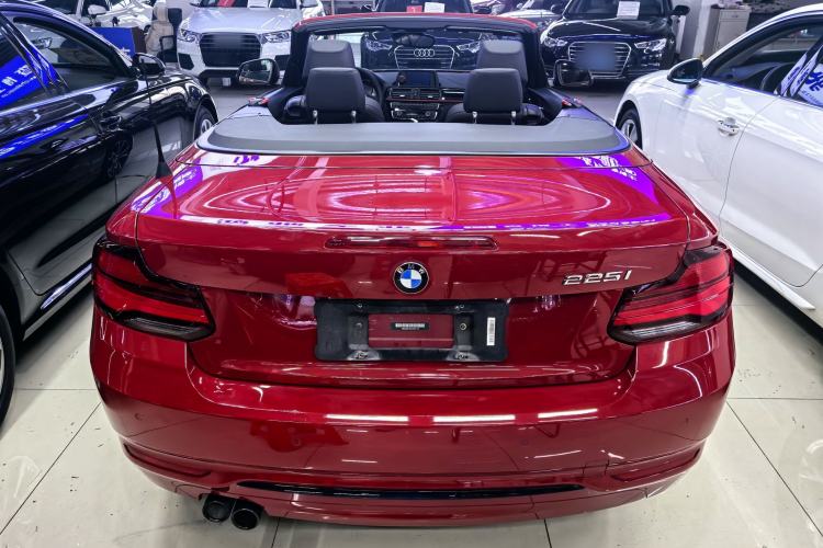 Used BMW 2 Series 2019 225i Convertible Coupe Sports Design Package Exterior 3