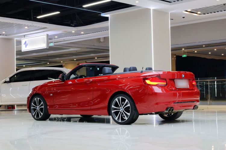 Used BMW 2 Series 2019 225i Convertible Coupe Sports Design Package Exterior 3
