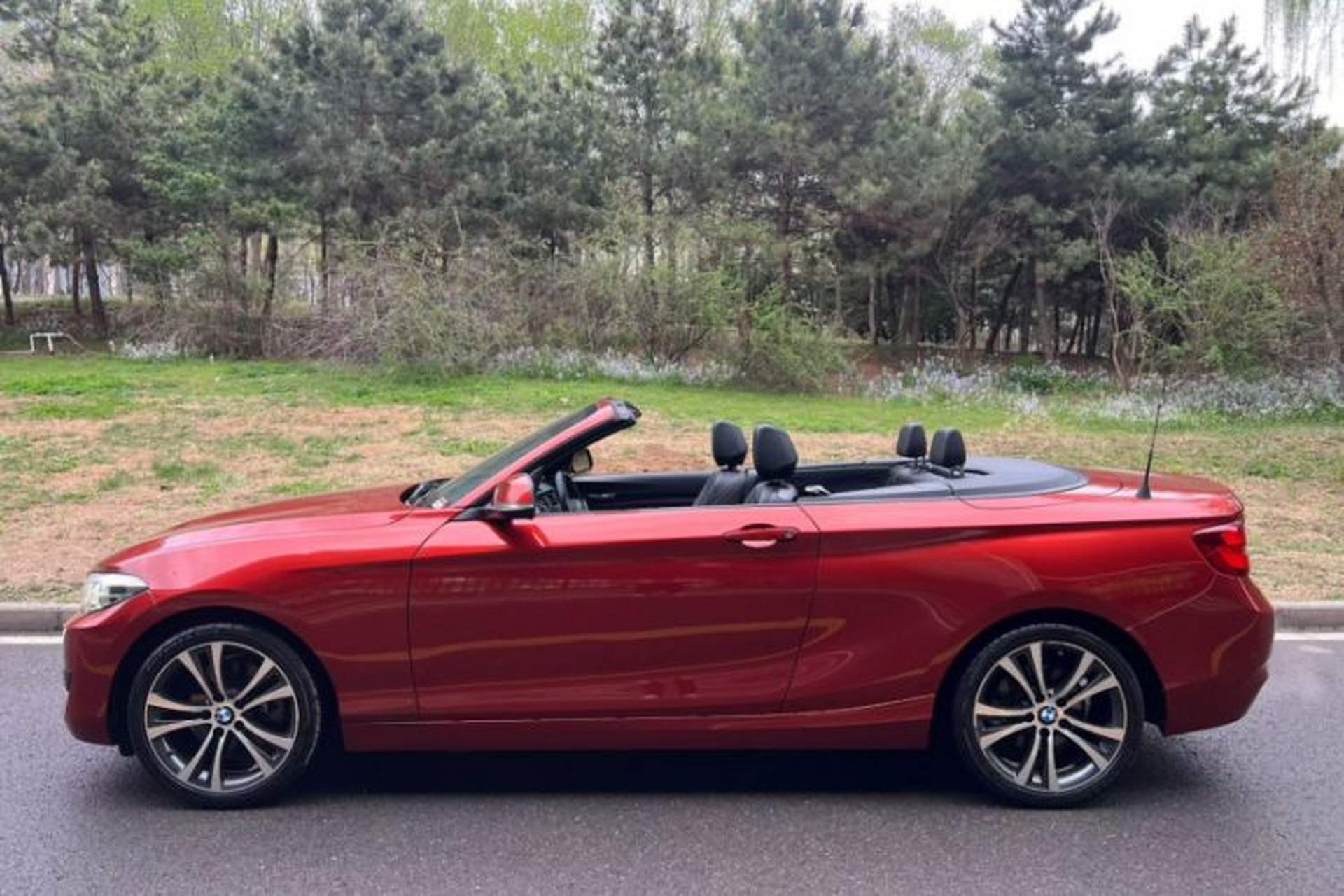 Used BMW 2 Series 2019 225i Convertible Coupe Sports Design Package Exterior 4