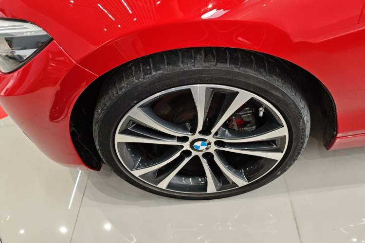 Used BMW 2 Series 2019 225i Convertible Coupe Sports Design Package Exterior 4