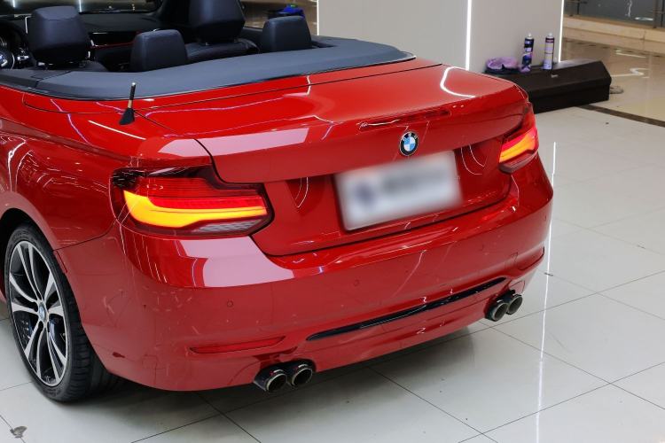 Used BMW 2 Series 2019 225i Convertible Coupe Sports Design Package Exterior 4