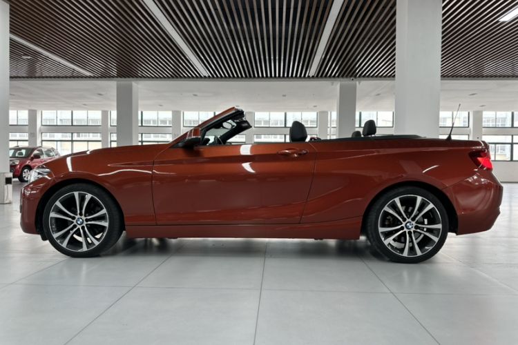 Used BMW 2 Series 2019 225i Convertible Coupe Sports Design Package Exterior 6
