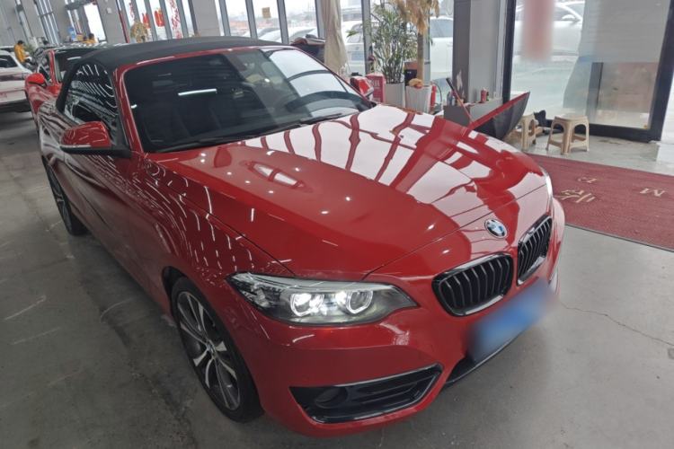 Used BMW 2 Series 2019 225i Convertible Coupe Sports Design Package Front Right 45 Deg