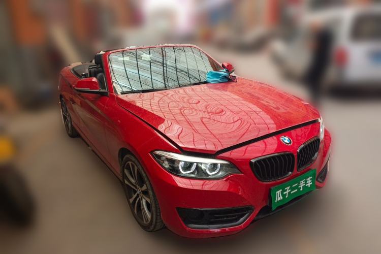 Used BMW 2 Series 2019 225i Convertible Coupe Sports Design Package Front Right 45 Deg