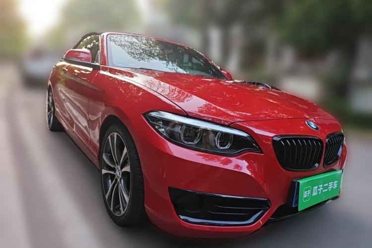 Used BMW 2 Series 2019 225i Convertible Coupe Sports Design Package Front Right 45 Deg