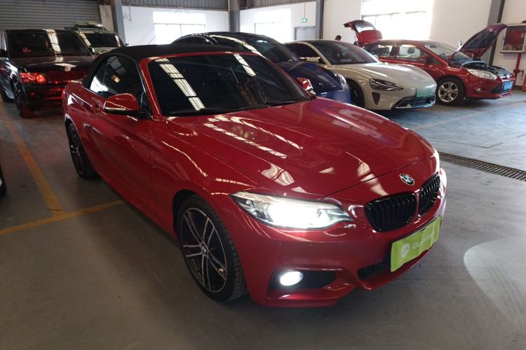Used BMW 2 Series 2019 225i Convertible Coupe Luxury Edition M Sport Package Front Right 45 Deg