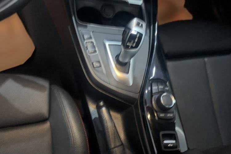 Used BMW 2 Series 2019 225i Convertible Coupe Sports Design Package Gear Lever