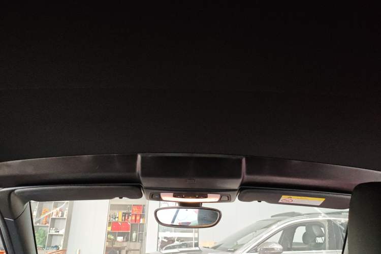 Used BMW 2 Series 2019 225i Convertible Coupe Sports Design Package Headliner