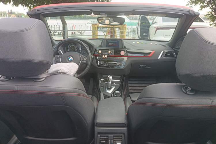 Used BMW 2 Series 2019 225i Convertible Coupe Sports Design Package Headliner