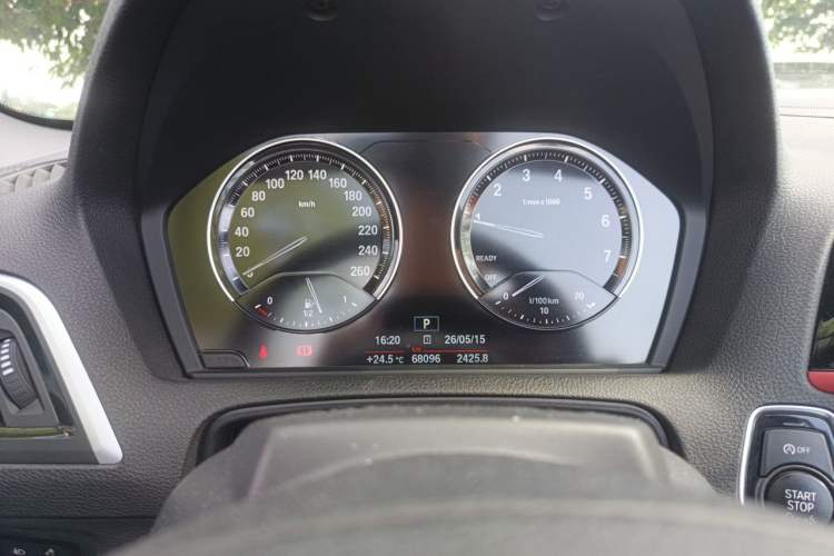 Used BMW 2 Series 2019 225i Convertible Coupe Sports Design Package Instrument Cluster