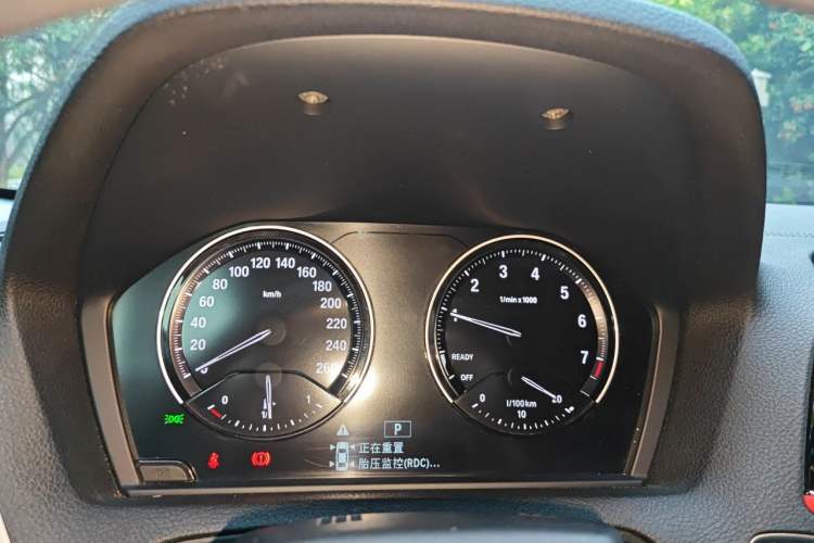 Used BMW 2 Series 2019 225i Convertible Coupe Sports Design Package Instrument Cluster